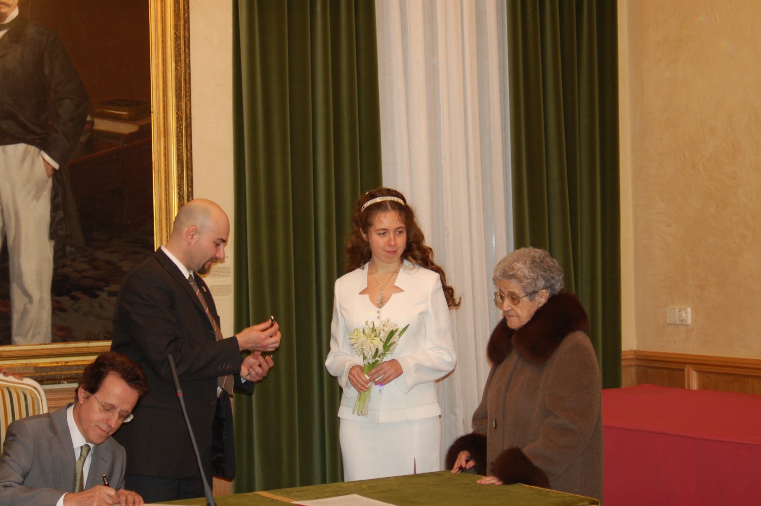 Antonio, consejal, Lenka, y Doña Fidela