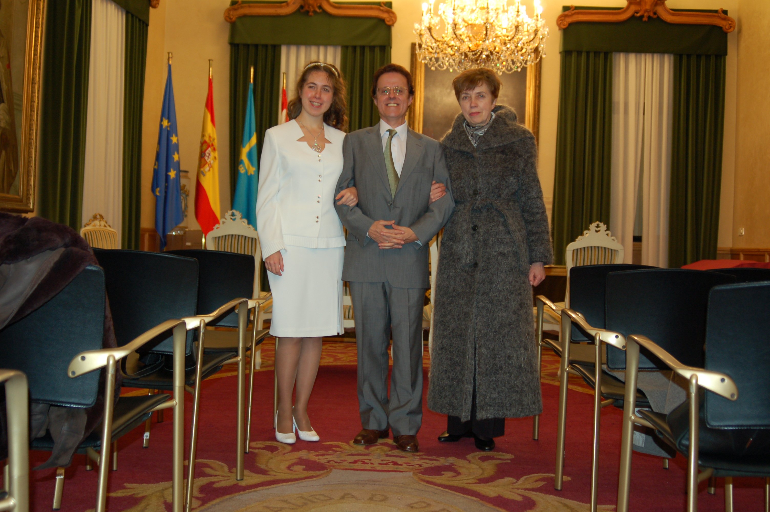 Lenka, Antonio, e Irina